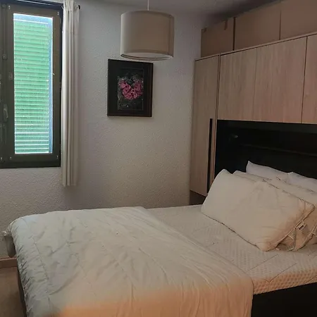 Chaleureux T2 Avec Terrasse A - Fr-1-195-123