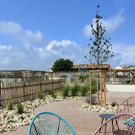 Apartment Chaleureux T2 Avec Terrasse A *